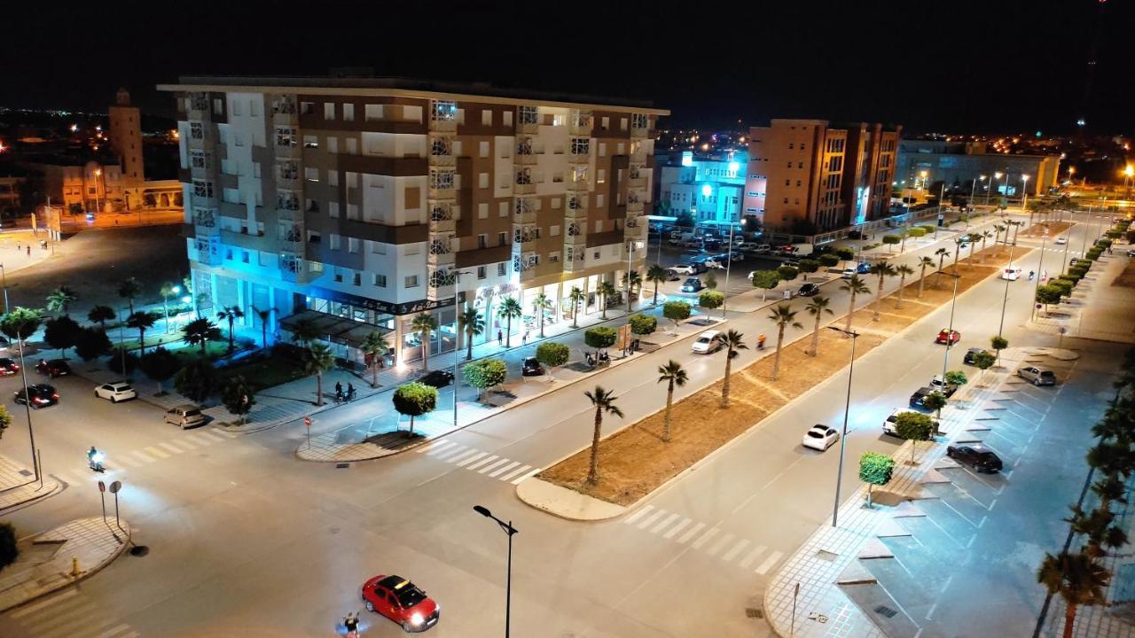 Appartamento Dlx02 Oujda Esterno foto