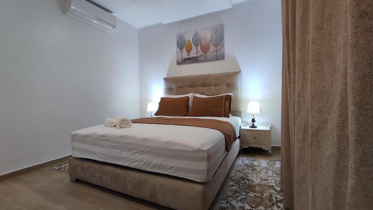 Appartamento Dlx02 Oujda Esterno foto