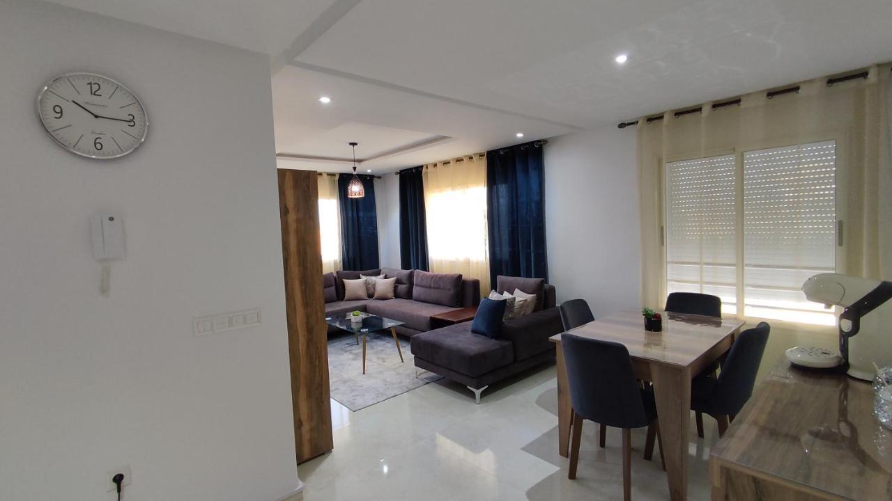 Appartamento Dlx02 Oujda Esterno foto